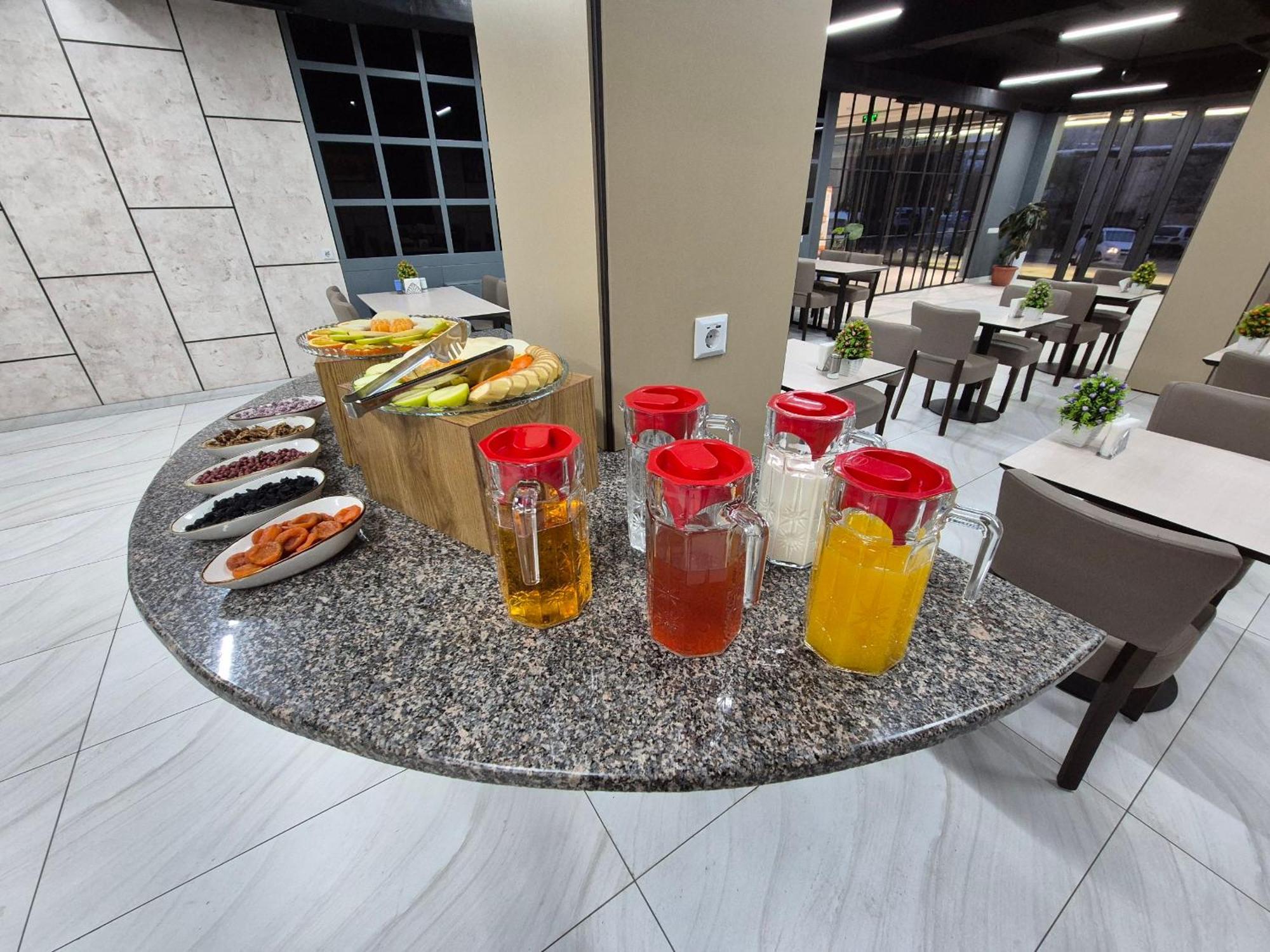 Art Air Hotel Tashkent Exterior photo